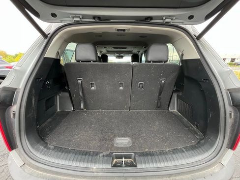 Used 2022 Kia Telluride EX w/ EX Premium Package image 12