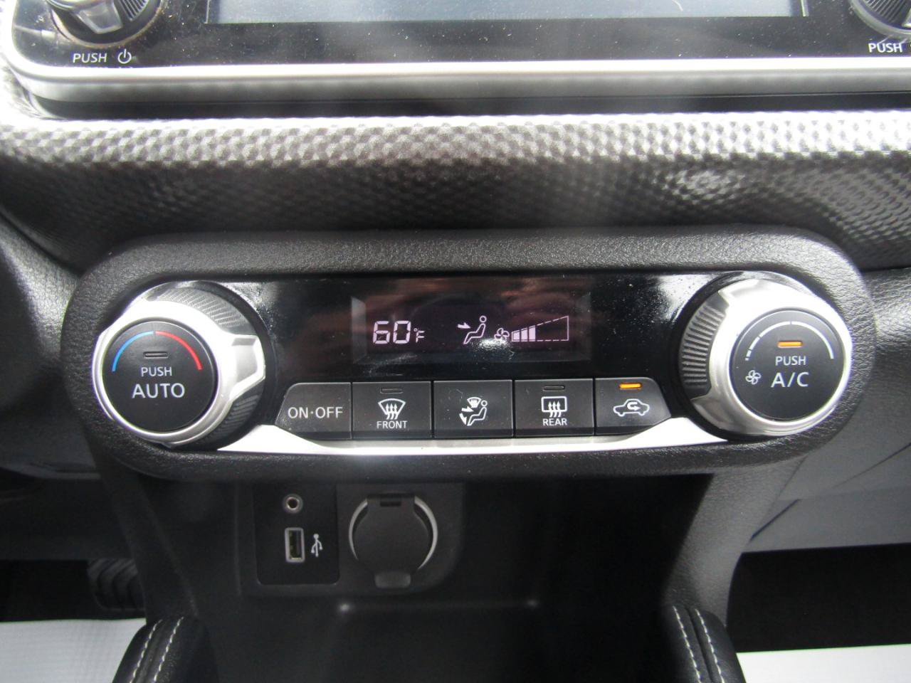 Used 2020 Nissan Kicks SV FWD image 16