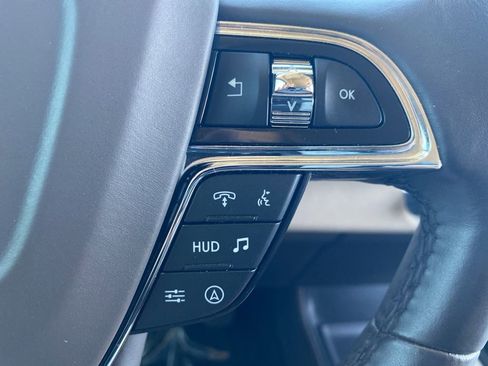 Used 2023 Lincoln Navigator L Reserve w/ Equipment Group 201A image 35