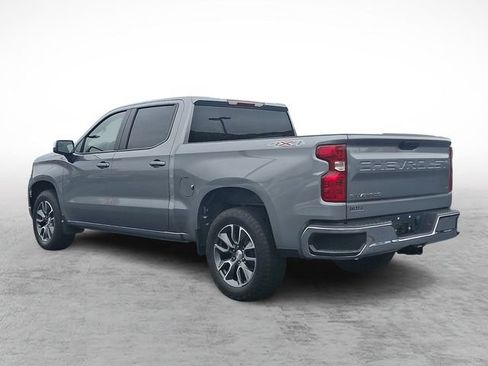 Used 2023 Chevrolet Silverado 1500 LT AWD/4WD image 4