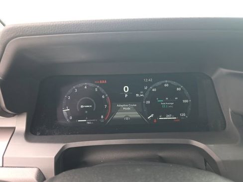 Certified 2025 Toyota Tacoma TRD Sport image 20