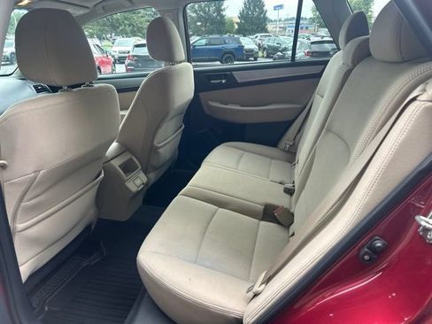 Used 2018 Subaru Outback 2.5i Premium AWD/4WD image 13