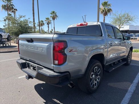 Used 2023 Chevrolet Colorado Z71 w/ Z71 Convenience Package 2 AWD/4WD image 5