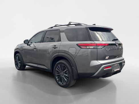 New 2026 Nissan Pathfinder SL AWD/4WD image 3