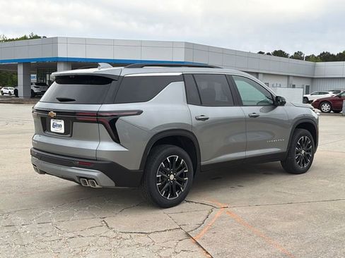 New 2026 Chevrolet Traverse LT image 5
