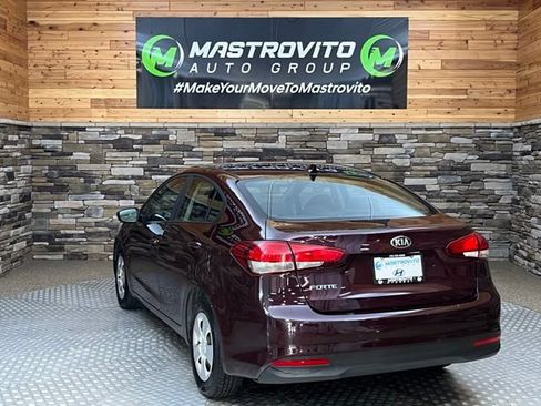 Used 2017 Kia Forte LX FWD image 6
