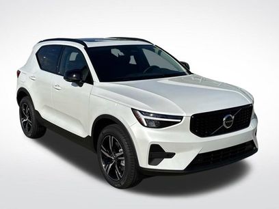New 2026 Volvo XC40 B5 Core