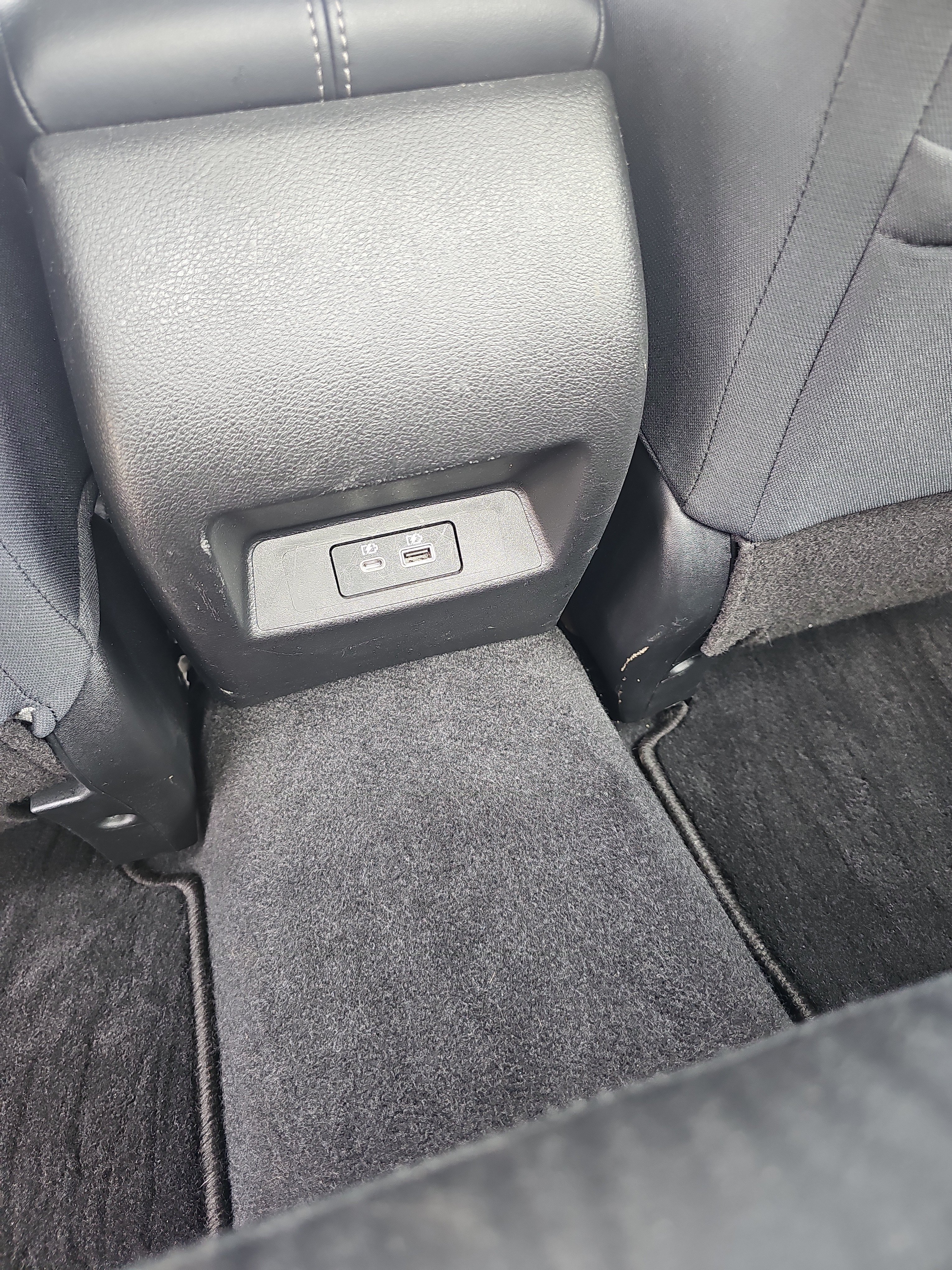 Used 2024 Nissan Altima 2.5 SV FWD image 15