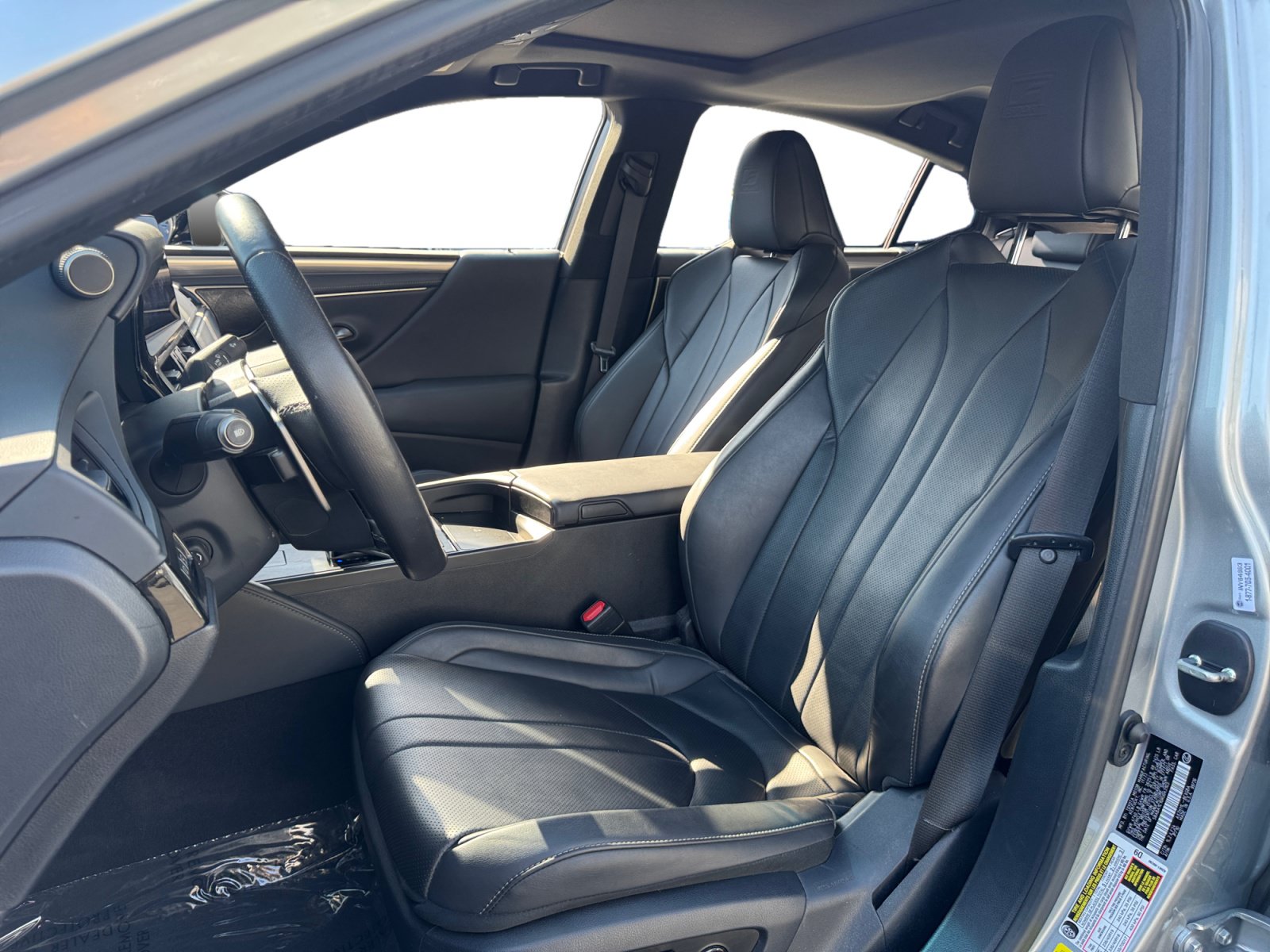Used 2024 Lexus ES 300h F Sport FWD image 9