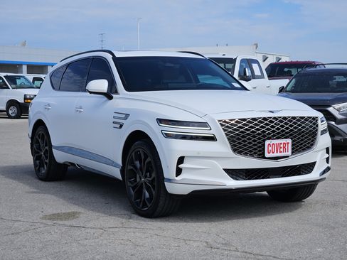 Used 2024 Genesis GV80 3.5T Prestige Signature w/ Security Package AWD/4WD image 3