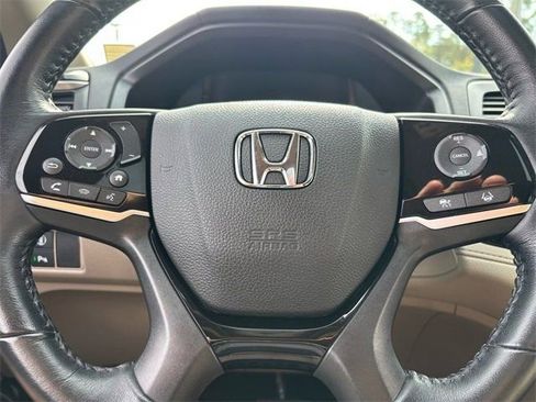 Used 2023 Honda Odyssey Touring image 37