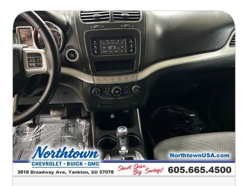 Used 2017 Dodge Journey Crossroad FWD image 17