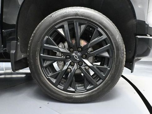 Used 2024 Chevrolet Silverado 1500 High Country w/ High Country Premium Package image 18