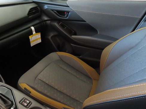 Used 2025 Subaru Crosstrek 2.5i Sport w/ Crosstrek Mirror Package image 21