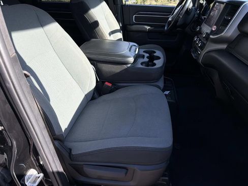 Used 2024 RAM 3500 Big Horn image 24