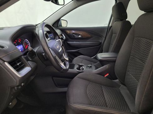 Used 2020 GMC Terrain SLE FWD image 17