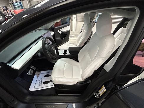 Used 2021 Tesla Model Y Performance AWD/4WD image 53