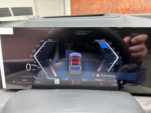 New 2026 BMW X7 xDrive40i w/ Executive Package image 16