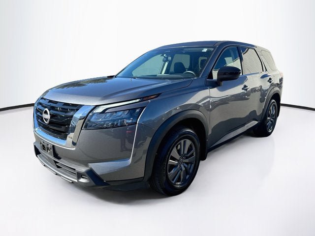 Used 2024 Nissan Pathfinder S AWD/4WD image 1