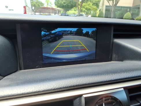 Used 2019 Lexus IS 300 F Sport w/ F Sport Package AWD/4WD image 33
