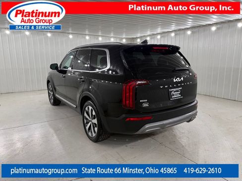 Used 2022 Kia Telluride S AWD/4WD image 3