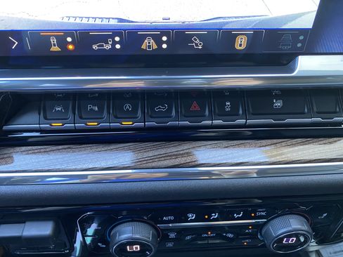 Used 2024 Chevrolet Silverado 1500 LT w/ All Star Edition Plus AWD/4WD image 24
