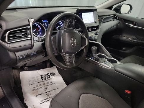 Used 2023 Toyota Camry LE FWD image 13