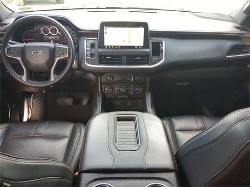 Used 2021 Chevrolet Suburban RST w/ Rear Media and Nav Package image 15