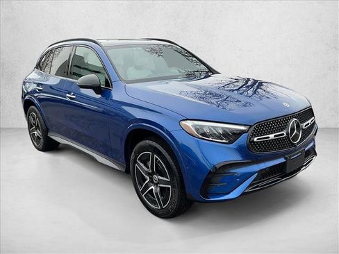 Certified 2026 Mercedes-Benz GLC 300 4MATIC image 3