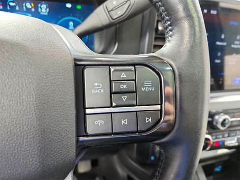 Used 2025 Ford F250 Platinum image 25