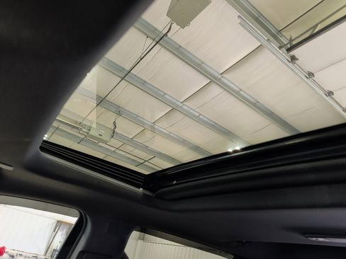 Used 2024 Chevrolet Silverado 1500 ZR2 w/ Technology Package image 14