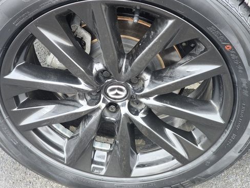 Used 2023 MAZDA CX-9 Carbon Edition image 14