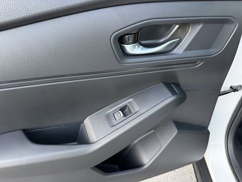 New 2025 Honda Accord LX image 33