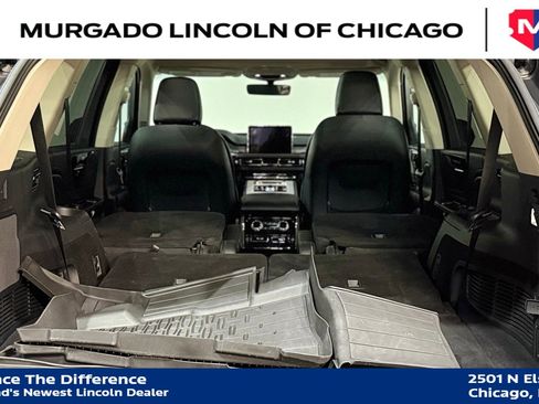 Used 2023 Lincoln Aviator 2WD w/ Premium Package image 31