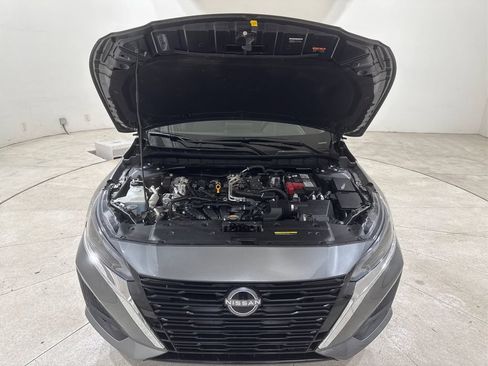 Used 2025 Nissan Altima 2.5 SV FWD image 15
