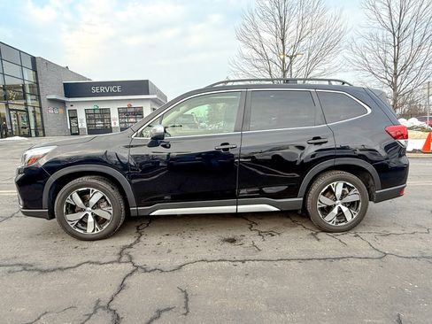 Used 2020 Subaru Forester Touring image 8