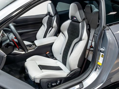 Used 2023 BMW M4 xDrive Competition w/ Executive Package image 6