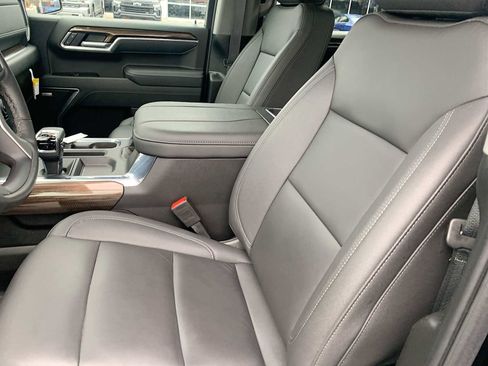 Certified 2025 Chevrolet Silverado 1500 RST image 19