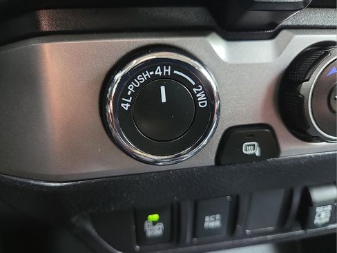 Used 2022 Toyota Tacoma SR5 w/ Trail Edition AWD/4WD image 20