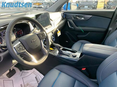 New 2026 Chevrolet Blazer RS w/ LPO, Floor Liner Package AWD/4WD image 19