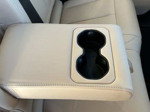 New 2025 Jeep Grand Cherokee Limited image 17