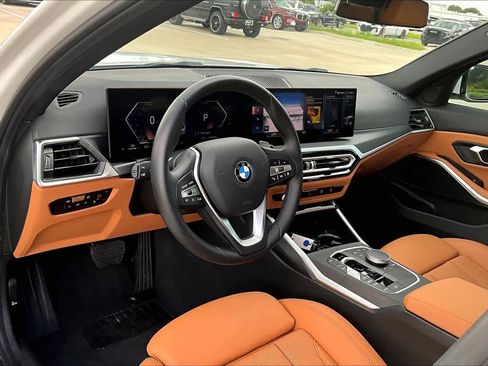 Used 2024 BMW 330i Sedan w/ Convenience Package RWD image 17