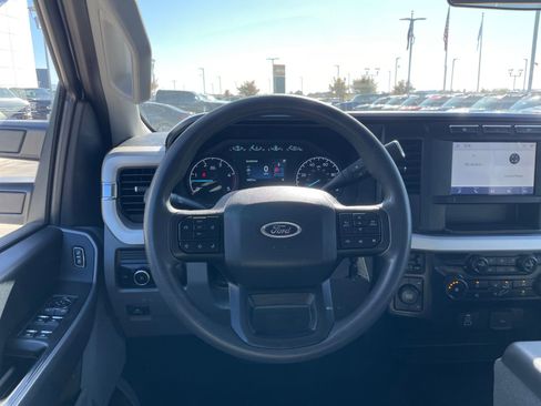 Used 2024 Ford F350 XLT image 14
