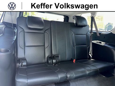 Used 2020 Chevrolet Suburban Premier AWD/4WD image 27