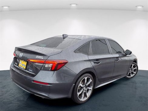 Used 2025 Honda Civic Sport image 7