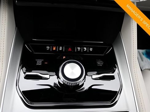 New 2025 Jeep Wagoneer L Series II AWD/4WD image 25