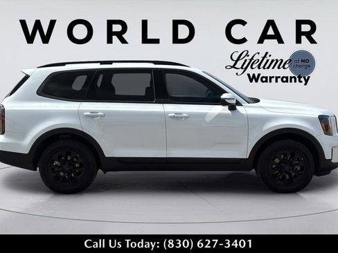 Used 2025 Kia Telluride AWD image 16