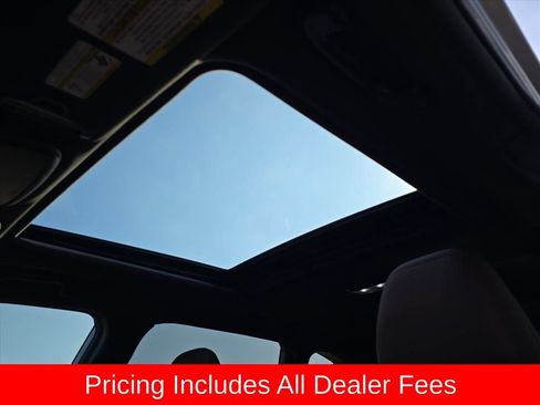Used 2025 Subaru Forester Touring w/ Popular Package - Touring AWD/4WD image 16