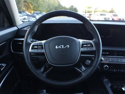 Used 2023 Kia Telluride S w/ S Sunroof Package image 17