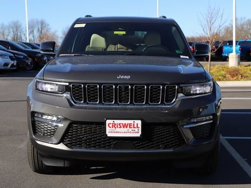 New 2025 Jeep Grand Cherokee Limited w/ Luxury Tech Group II image 6